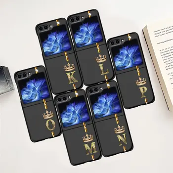 Altın 26 Harfler Elmas Taç samsung kılıfı Galaxy Z Flip5 Siyah Sert PC Kapak Z Flip 5 Zflip5 Katlanır Koruyucu Telefon Çantası